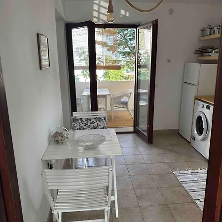 Fellini-boho Chic Apartment-with Sea View *